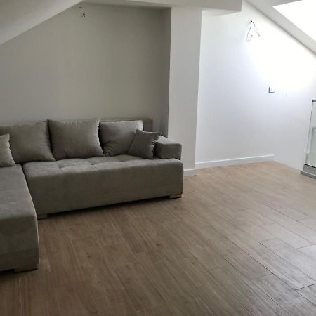 Galeria Apartment Podstrana Luaran gambar